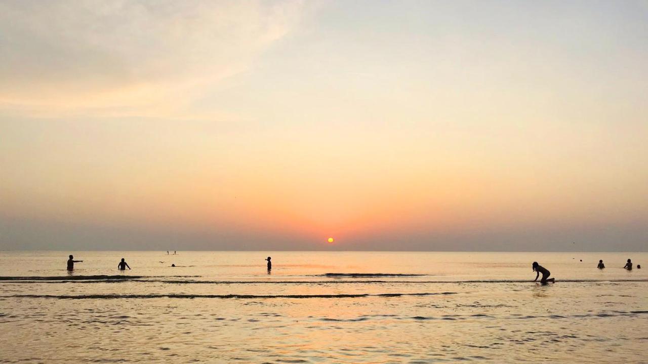 Beach House For You - Luxe Verblijf, 5 Min Van Het Strand Katwijk aan Zee Esterno foto